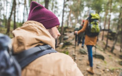 Nature’s Classroom: 10 Survival Tips for Outdoor Enthusiasts